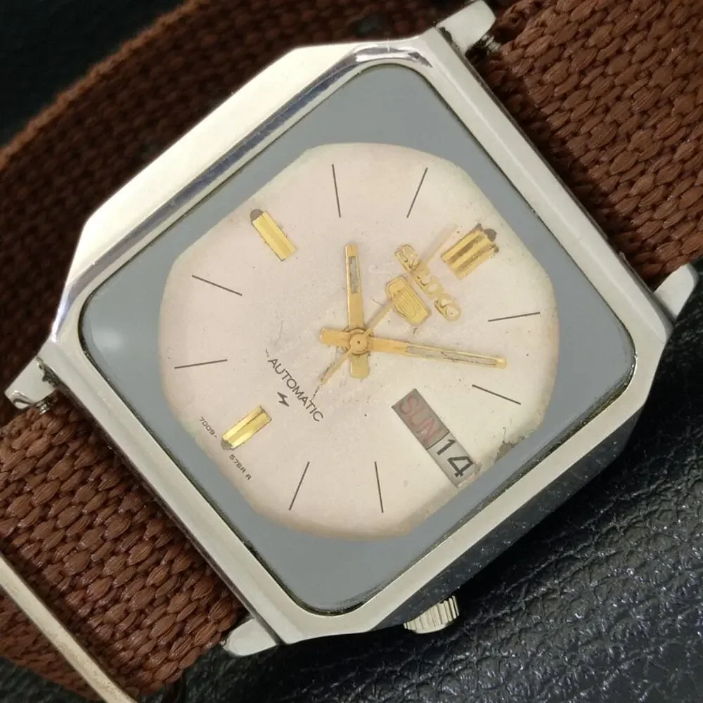 Vintage 1978 Seiko Square Automatic Mens Silver Watch W/daydate & Gold accents